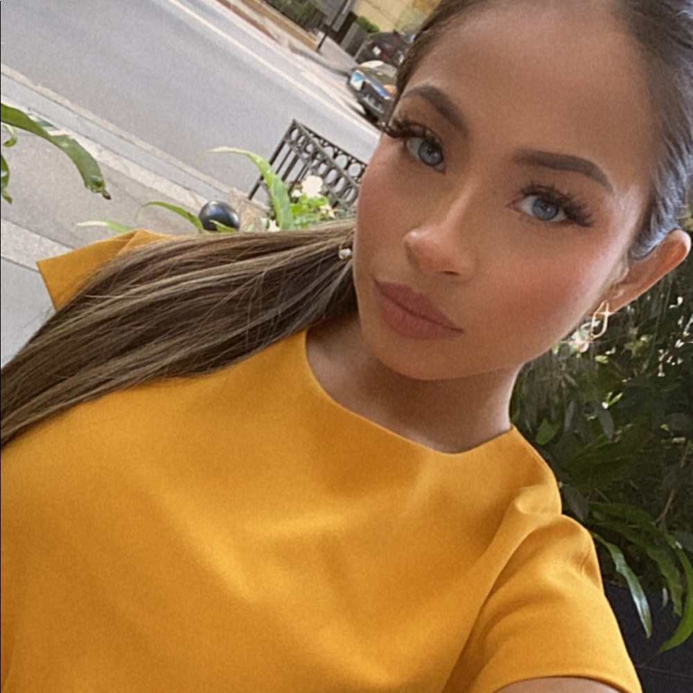 Meet your Posher, Siara